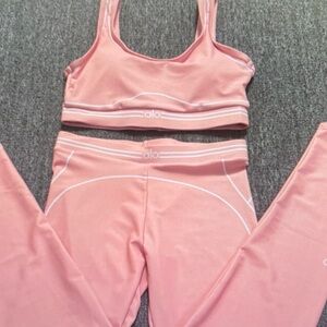 ALO Yoga Pink Sports Bra Size L